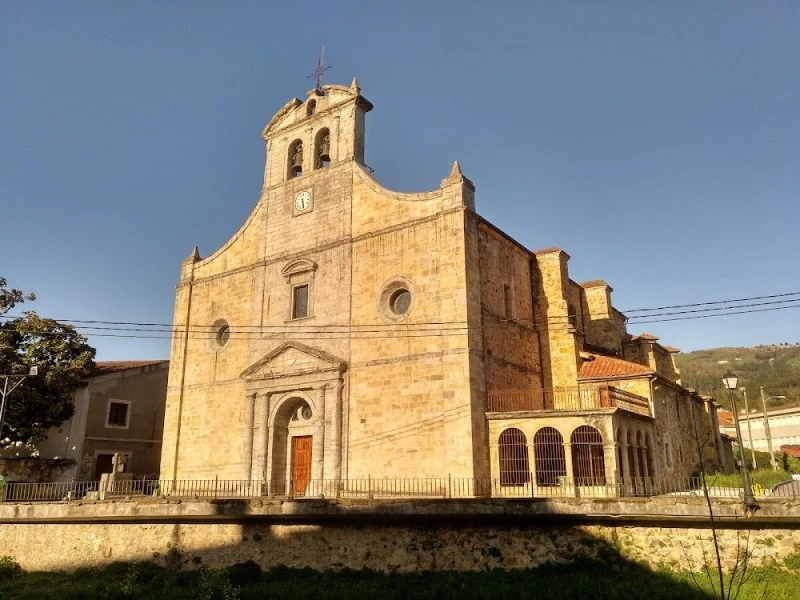 Iglesia parroquial de Santa María