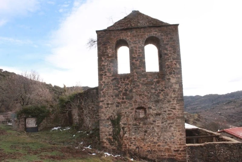 Iglesia Santa Maria Del Villar