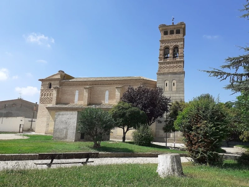 Iglesia y Torre Mudejar de San Mateo Apostol