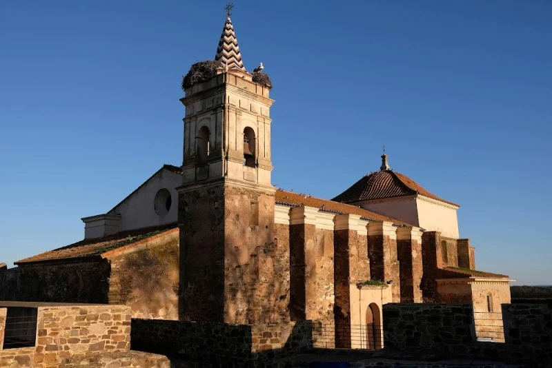 Iglesia-Castillo Santa María Magdalena