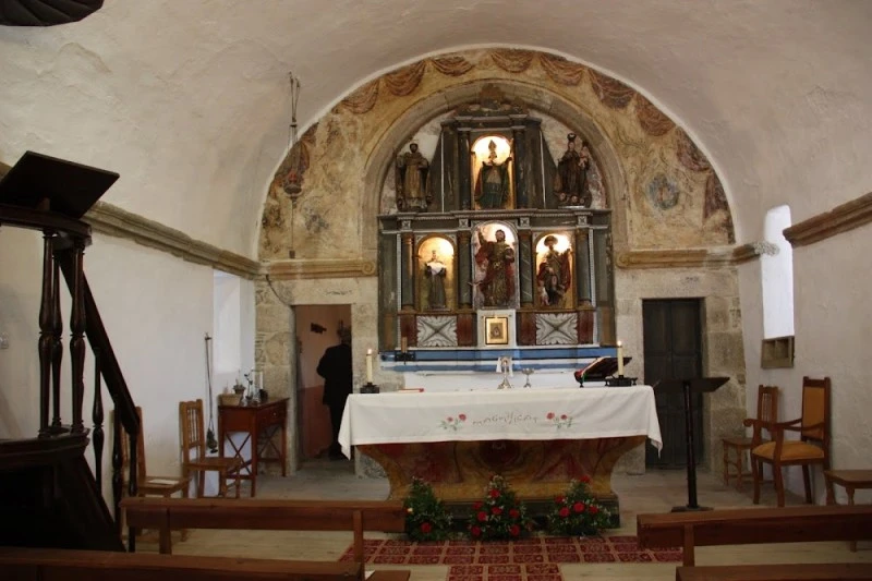 Igrexa de San Salvador de Vilaesteva