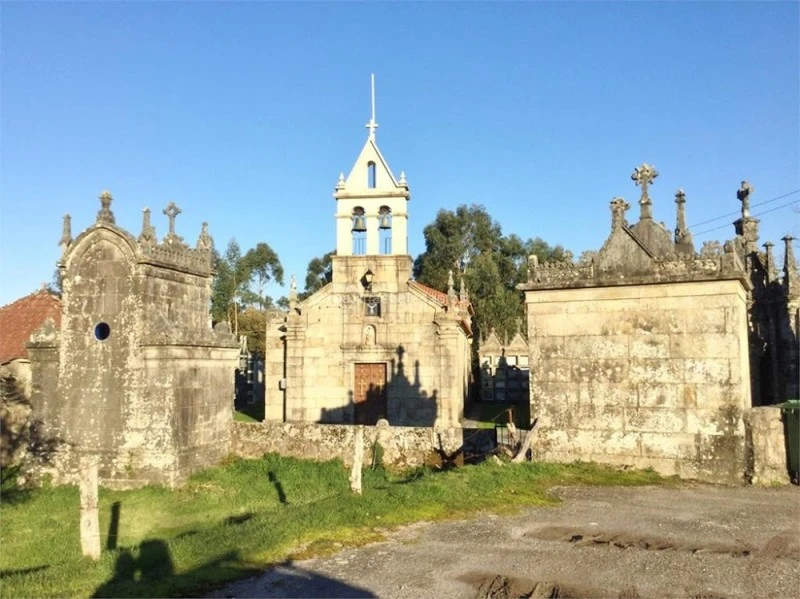 Igrexa de San Salvador de Xunqueiras