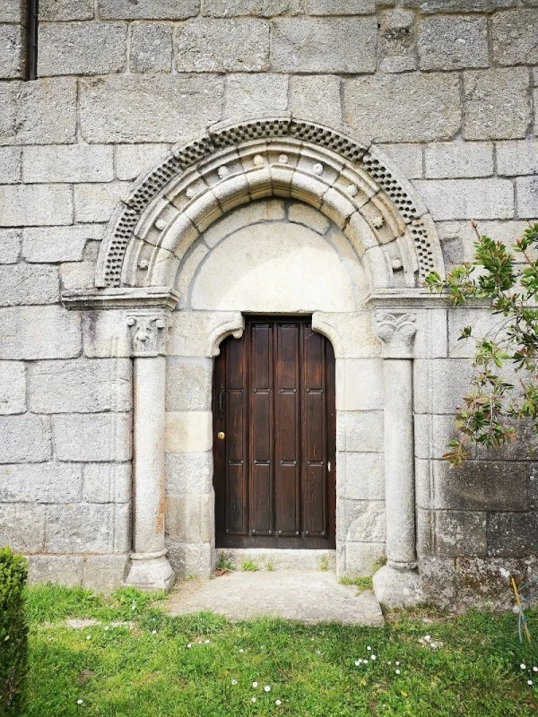 Igrexa de Santa María de Camporramiro
