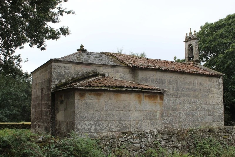 Igrexa de Santiago de Lavandelo