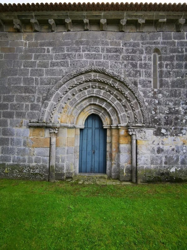 Igrexa de Santiago de Parada