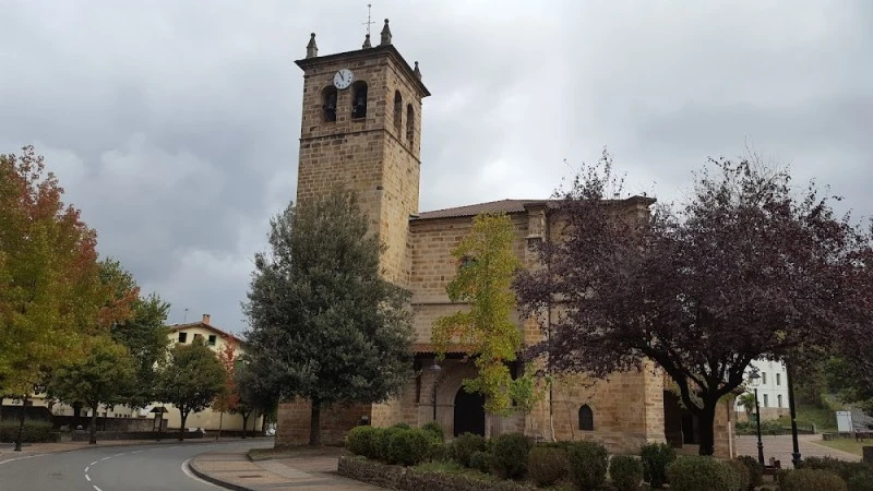 Mikel Deuna Goiaingeruaren Eliza/Iglesia de San Miguel Arcángel