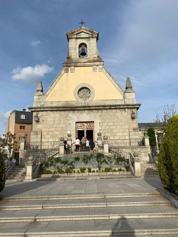 Parroquia de San Miguel Arcángel de Guadarrama
