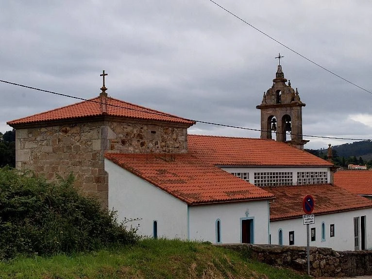 Iglesia de San Pedro de Armentón