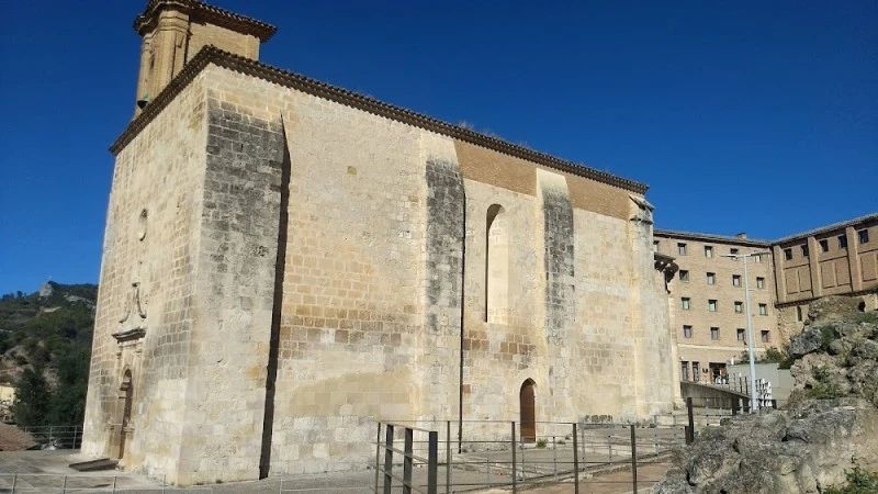 Iglesia de Santa María Jus del Castillo