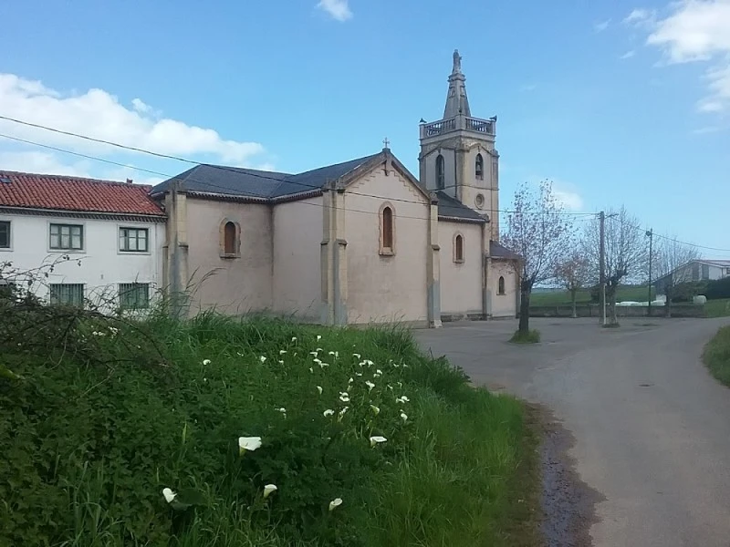 Iglesia de Santiago de Ambiedes