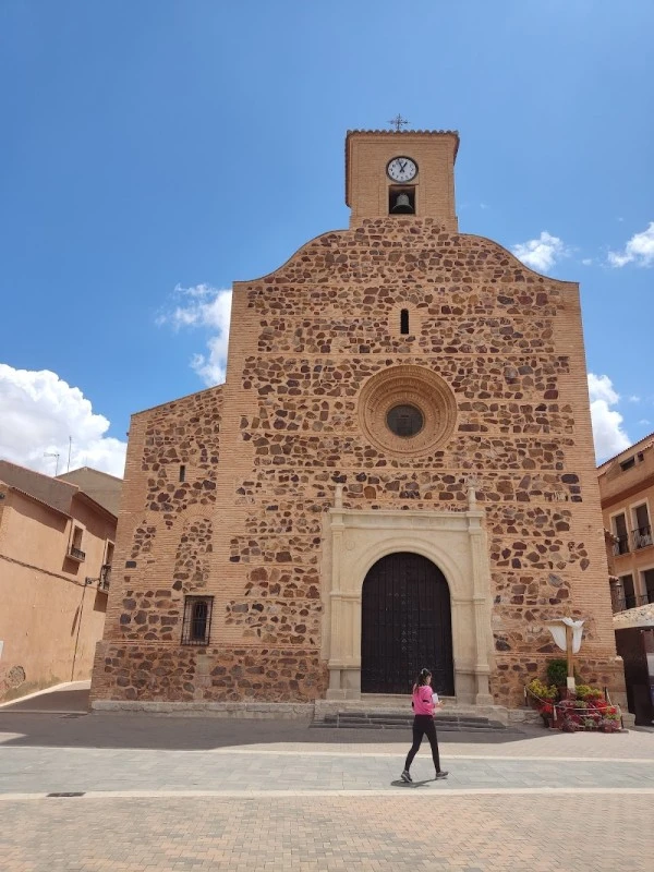 Iglesia Parroquial De San Felipe Y Santiago