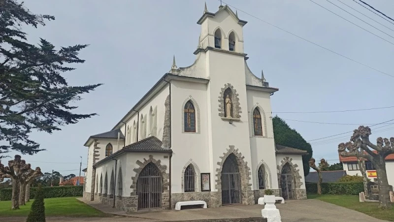 Iglesia Parroquial de Santa María de Cadavéu