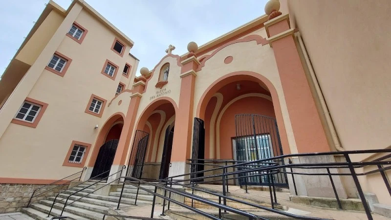 IGLESIA SAN ANTONIO(capuchinos)