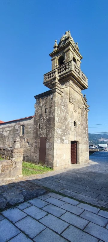 Igrexa de San Pedro de Domaio
