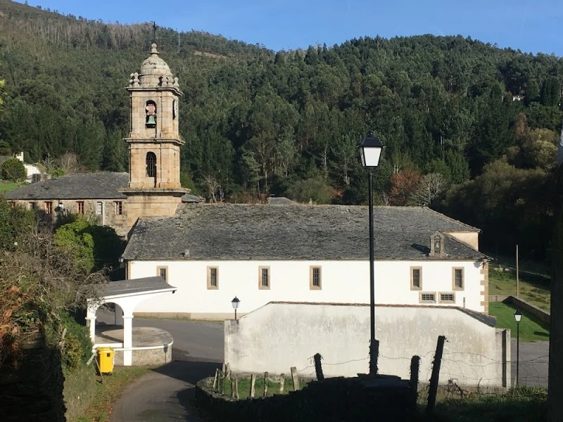 Igrexa de Santiago de Bravos