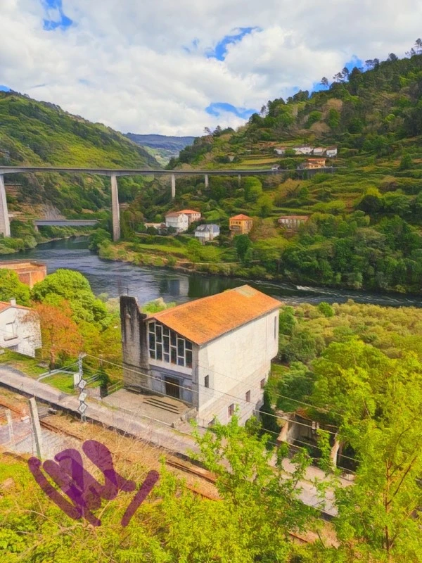Igrexa Nosa Sra do Pilar de Os Peares