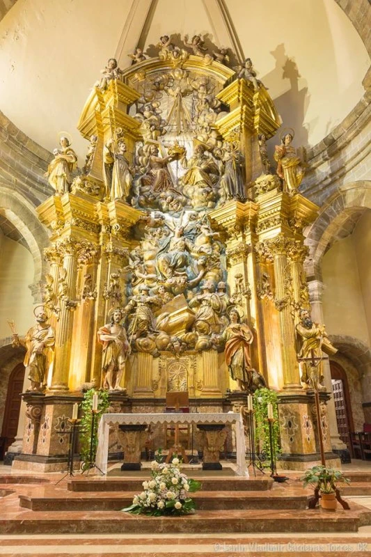 Parroquia de la Inmaculada Concepción y San Magín