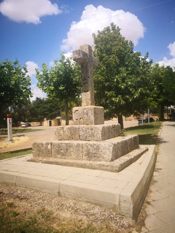 Cruz Iglesia San Juan