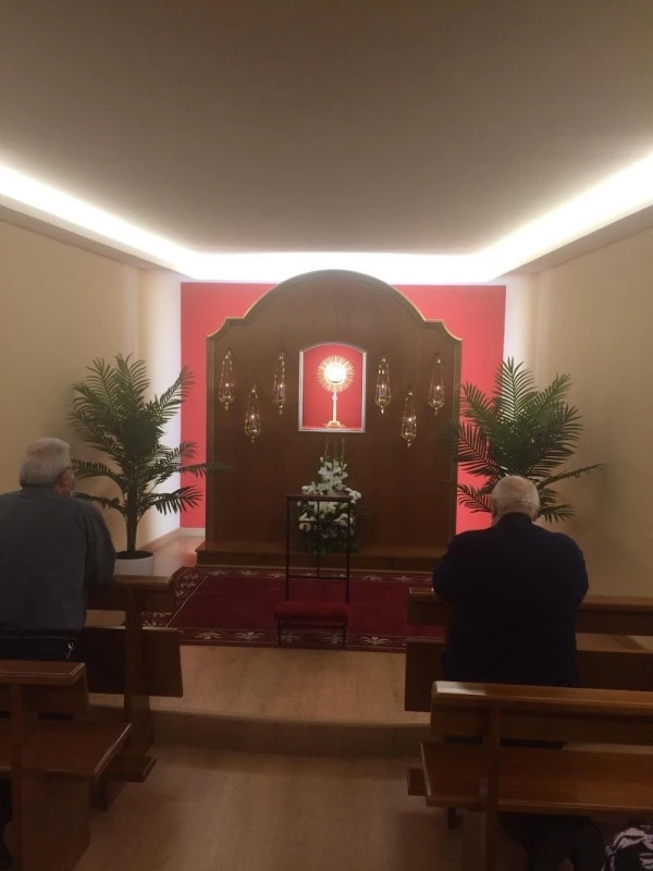 Capilla de Adoración Eucarística Perpetua