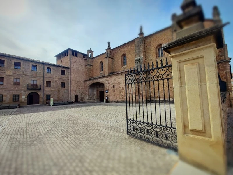 Iglesia gótica Santa María de los Huertos
