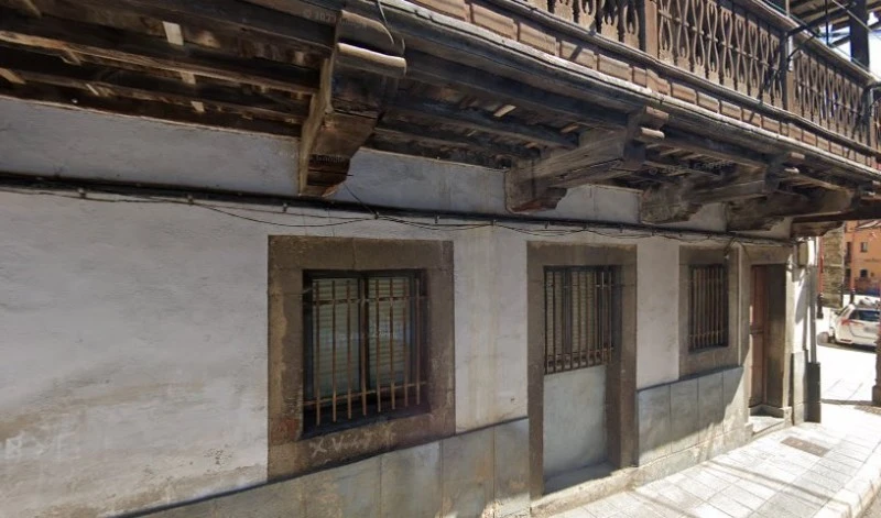 Parroquia católica San Julián de Bárzana