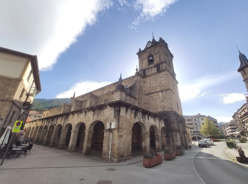 Andre Miren Jasokundearen Eliza/Parroquia nuestra señora de la Asuncion