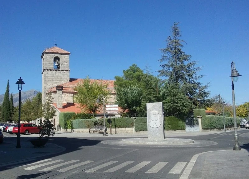 Parroquia San Miguel Arcángel, Moralzarzal