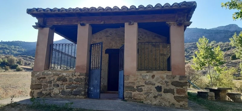 Ermita de San Roque, Camarera de la Sierra