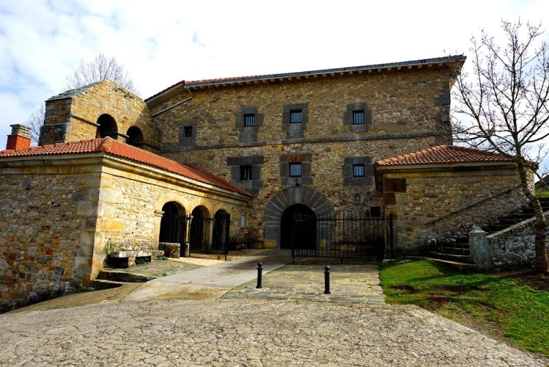 Santuario de Nuestra Señora de Oro