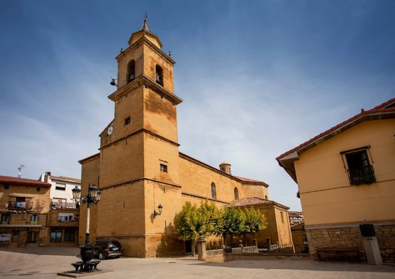 Iglesia De San Acisclo Y Santa Victoria