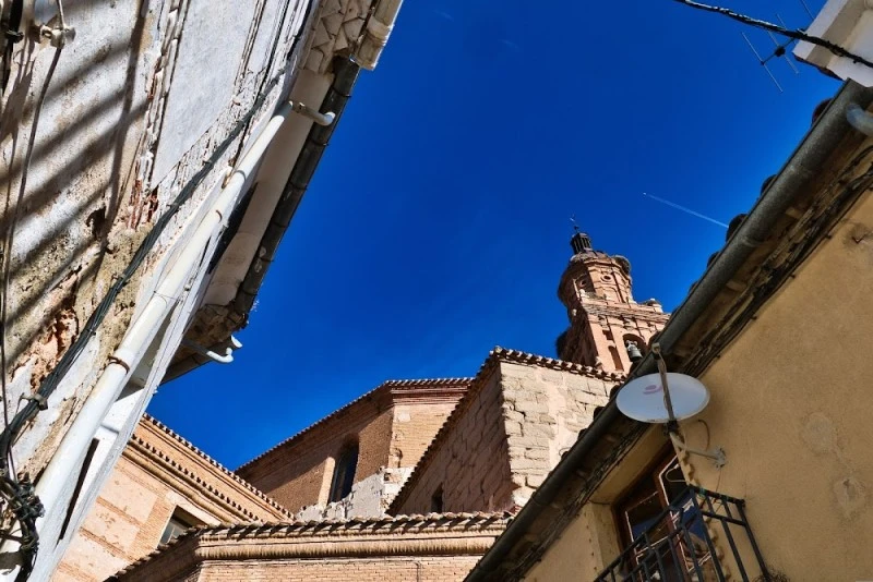 Iglesia de San Adrián y Santa Natalia