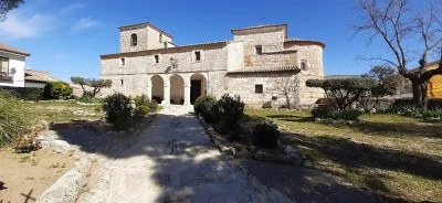 Iglesia de San Sebastián, del siglo XVI.