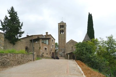 Iglesia de Sant Pere de Llorà