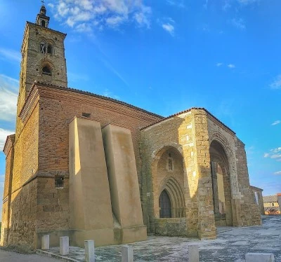 Iglesia de Santa María del Río