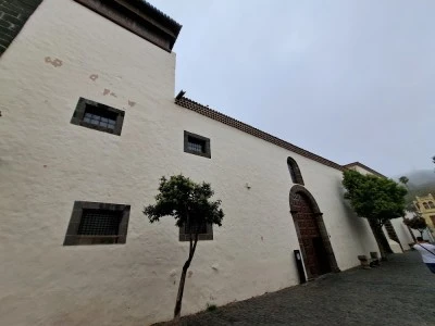 Iglesia del Monasterio de San Juan Bautista ( Las Clarisas )