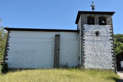 Iglesia La Asunción de Gartzaron