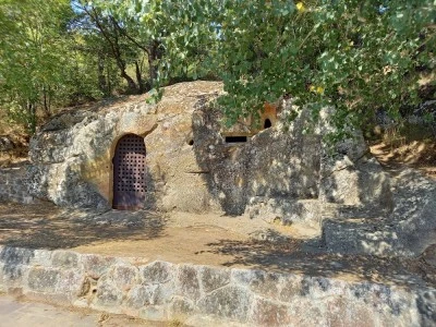 Iglesia Rupestre de la Virgen del Carmen