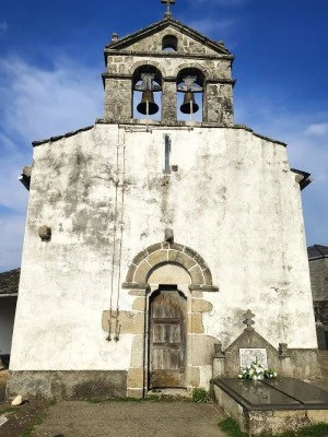 Igrexa de San Pedro de Seteventos