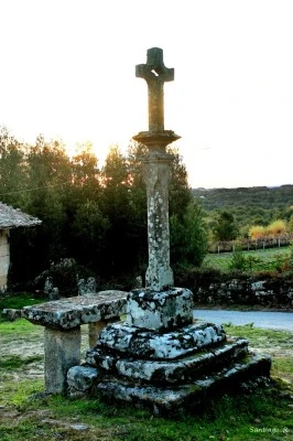Igrexa de Santa María de Faramontaos