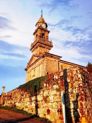 Igrexa de Santa María de Mourente