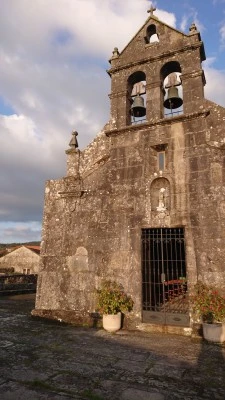 Igrexa de Santa María de Paraños