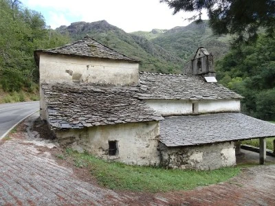 Ilesia de la Madalena de Veigal.lagar