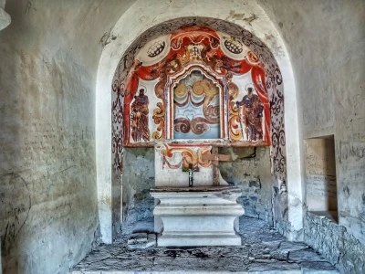 Ermita de Sant Sadurní de Montesquiu