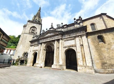 Soreasuko Sebastian Deunaren Eliza/Iglesia de San Sebastián de Soreasu