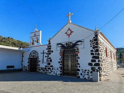 Ermita de Santiago Apóstol - Valle de Arriba