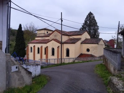 Iglesia de San Antonio de Lada