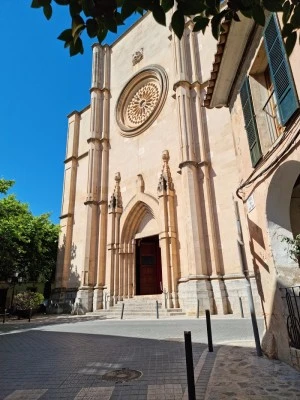 Iglesia de San Pedro de Esporles