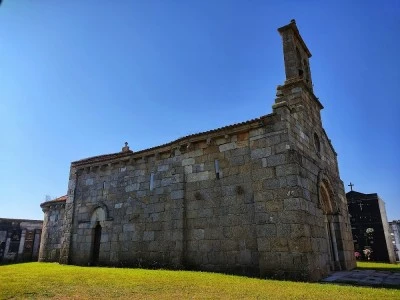 Iglesia de Santa María de Dexo