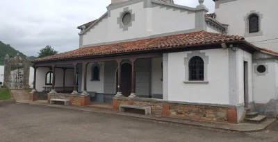 Iglesia de Santa María de Vayu