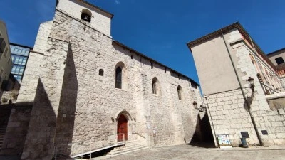 Iglesia de Santiago y Sta. Águeda